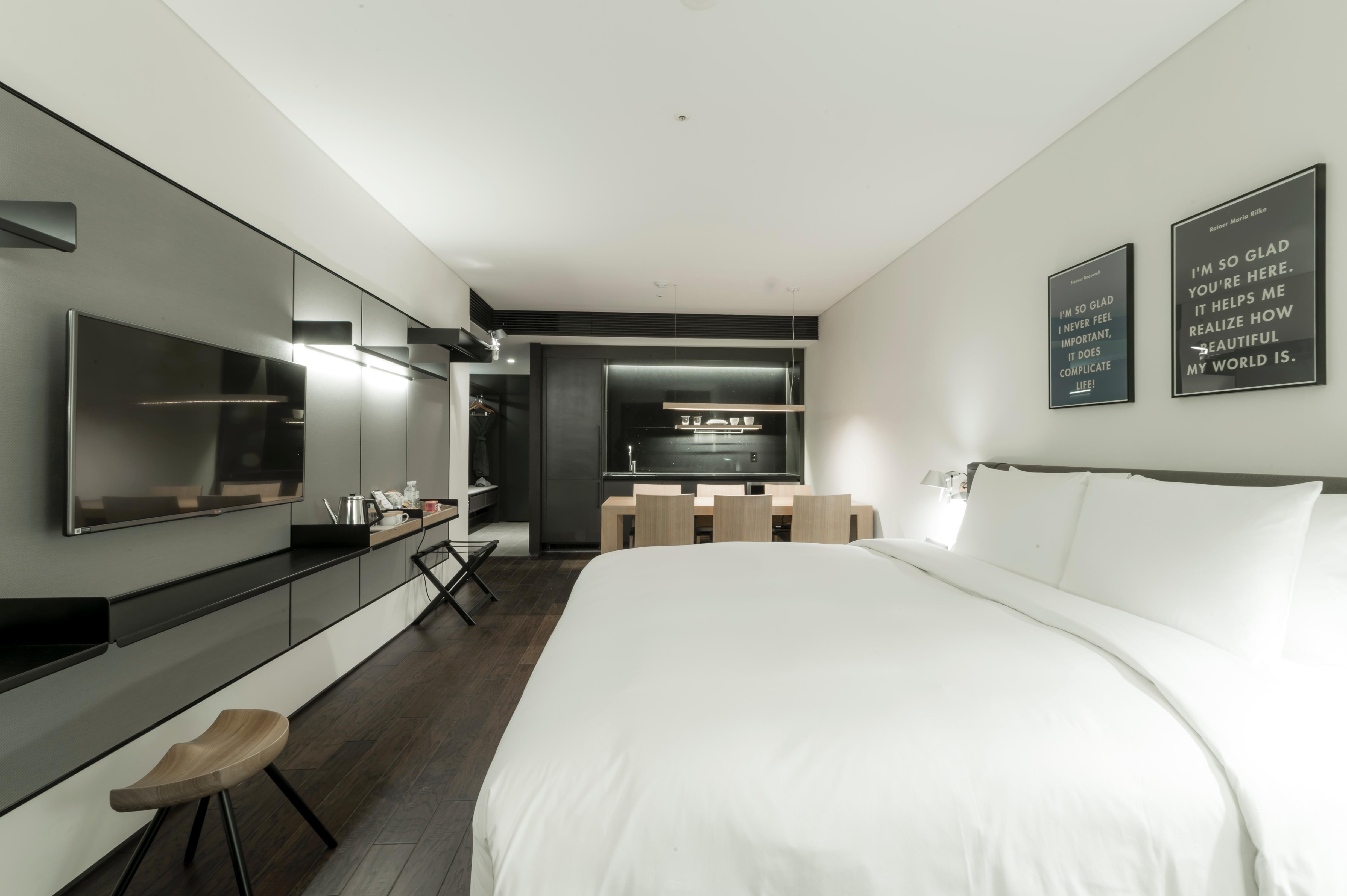 Glad Yeouido Hotel Seoul Exterior photo