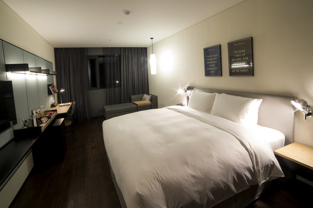 Glad Yeouido Hotel Seoul Exterior photo